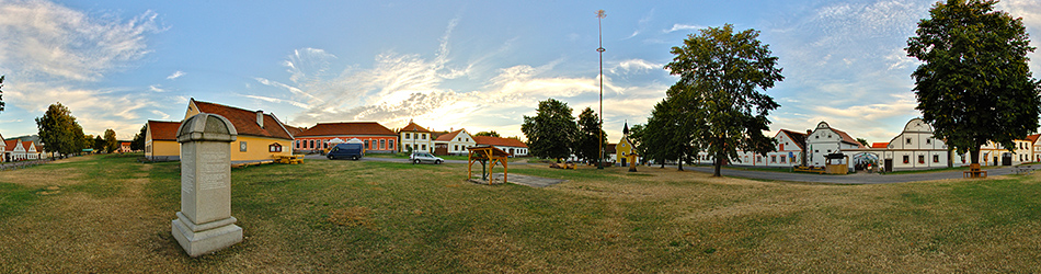 Holašovice - májka