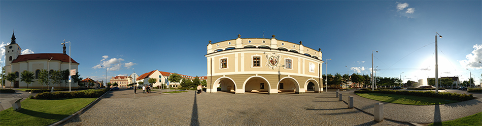 Lázně Bohdaneč - radnice