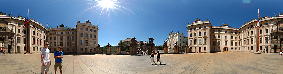 Pražský hrad - 1.nádvoří