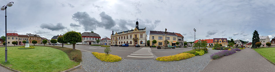 Rovensko pod Troskami